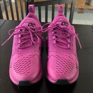 Nike Air Max 270 Fuchsia Sneakers